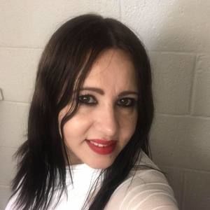 Meet your Posher, Mayelin